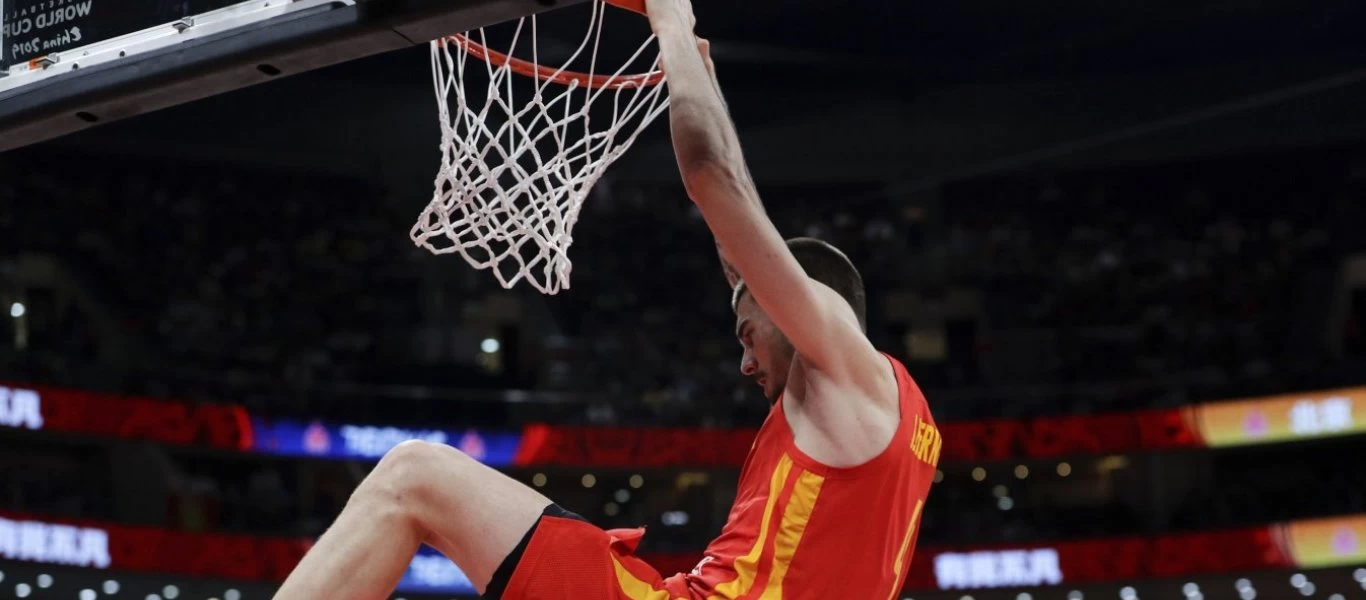 Μουντομπάσκετ 2019: Δείτε τη στιγμή της απονομής του Παγκοσμίου Κυπέλλου στην Ισπανία (βίντεο)